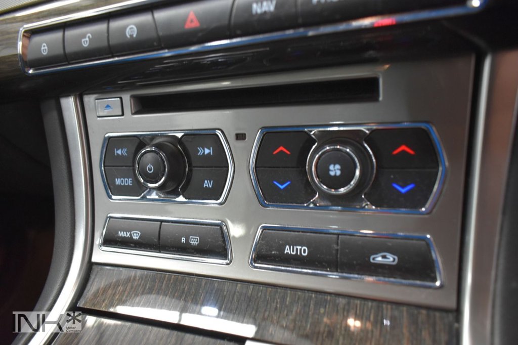 Used Jaguar XF 2015 for sale - 76376099: Photo 24