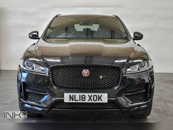 Used Jaguar F-Pace 2018 for sale - 79187094: Photo