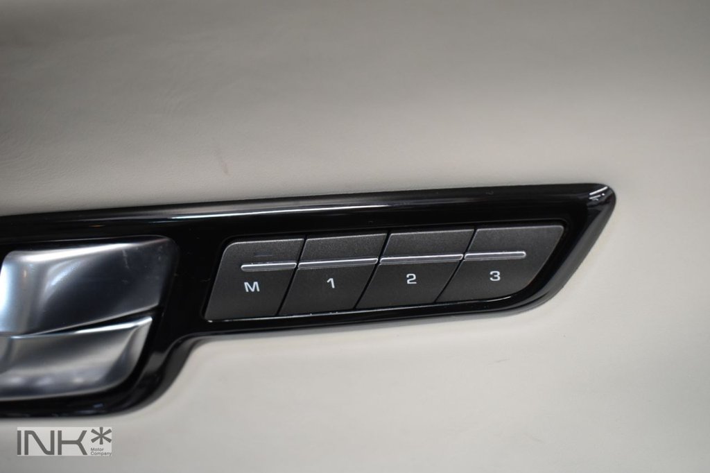 Used Land Rover Range Rover Evoque 2016 for sale - 77733904: Photo 36