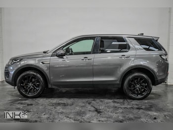 Used Land Rover Discovery Sport 2018 for sale - 78582601: Photo