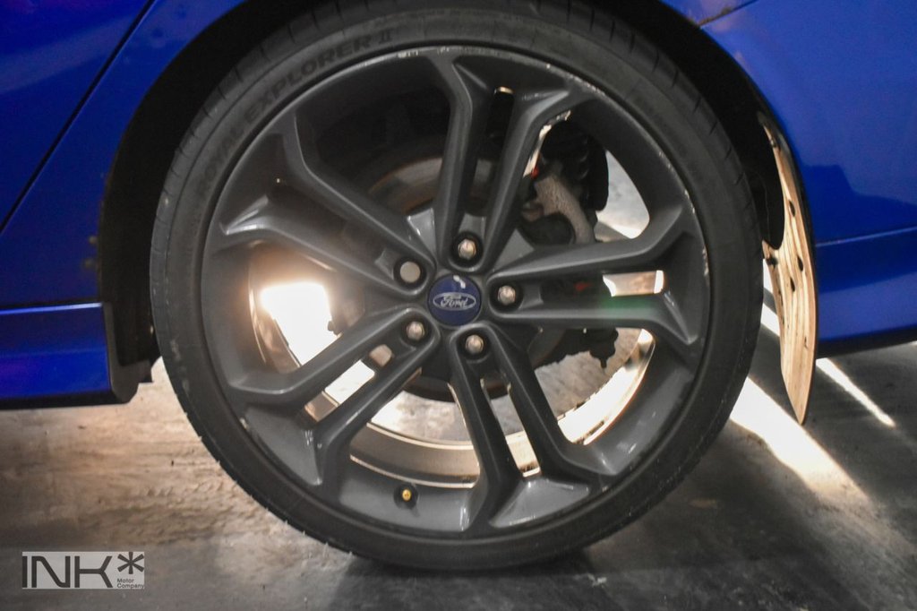 Used Ford Focus 2013 for sale - 77027063: Photo 11