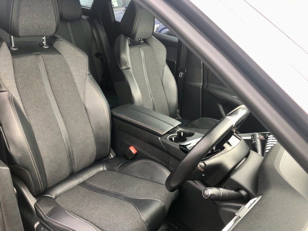 Used Peugeot 3008 2019 for sale - 76867236: Photo 5