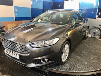 2015 (15) - 2.0 TDCi 180 Titanium 5dr Powershift