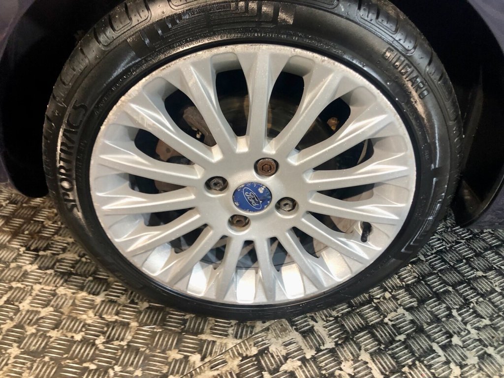 Used Ford Fiesta 2011 for sale - 76867442: Photo 16