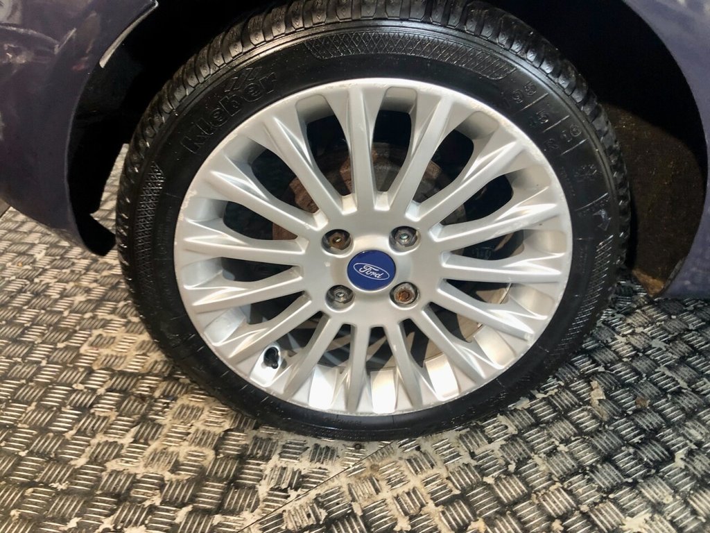 Used Ford Fiesta 2011 for sale - 76867442: Photo 18