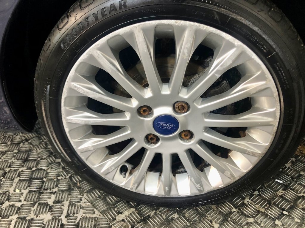 Used Ford Fiesta 2011 for sale - 76867442: Photo 19