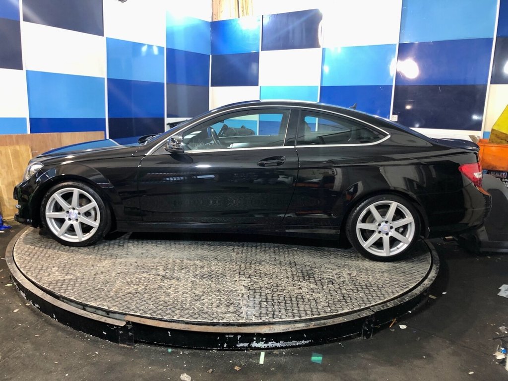 Used Mercedes-Benz C Class 2015 for sale - 77499401: Photo 11