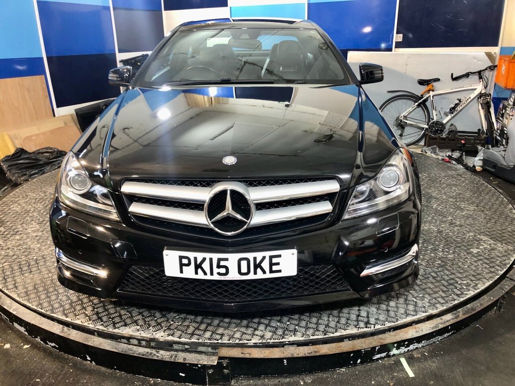 Used Mercedes-Benz C Class 2015 for sale - 77499401: Photo 2