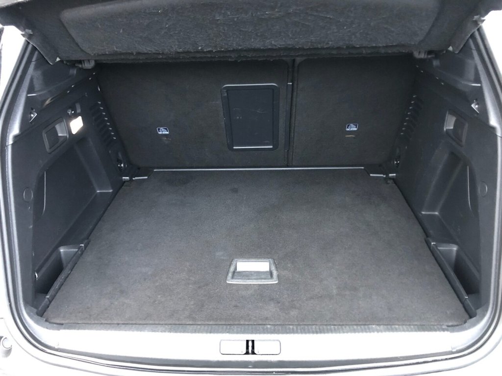 Used Peugeot 3008 2018 for sale - 77301906: Photo 17