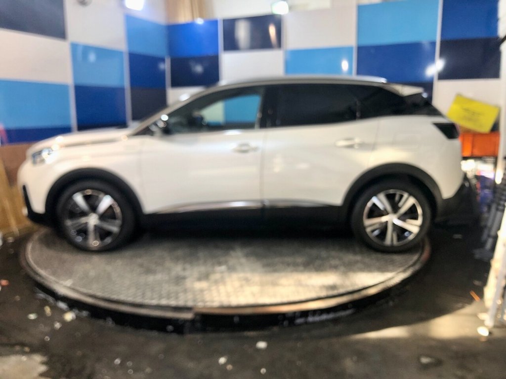 Used Peugeot 3008 2020 for sale - 77990952: Photo 11