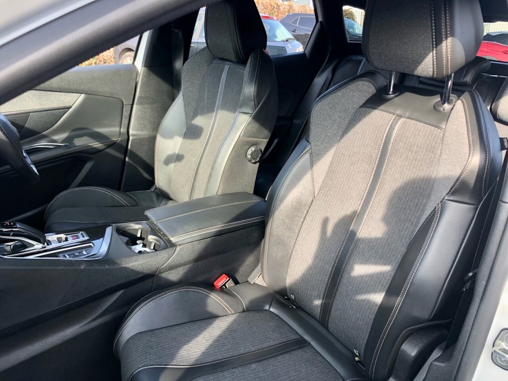 Used Peugeot 3008 2020 for sale - 77990952: Photo 6