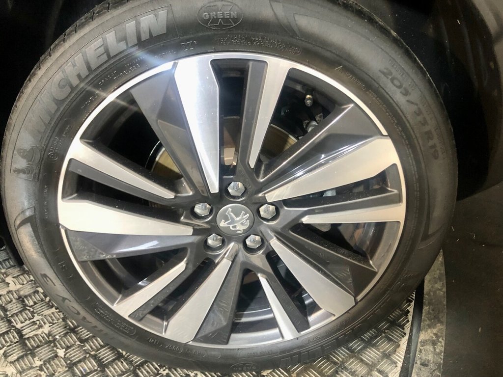 Used Peugeot 3008 2018 for sale - 77464285: Photo 19