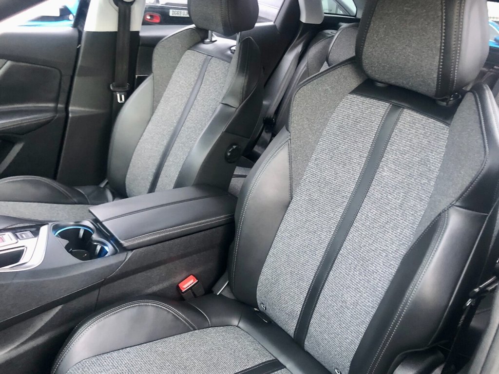 Used Peugeot 3008 2018 for sale - 77464285: Photo 6