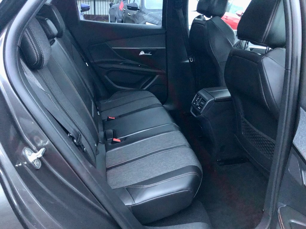 Used Peugeot 3008 2018 for sale - 77463759: Photo 16