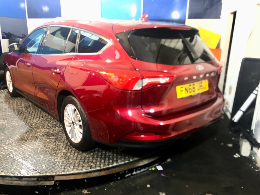 Used Ford Focus 2018 for sale - 76867230: Photo 10