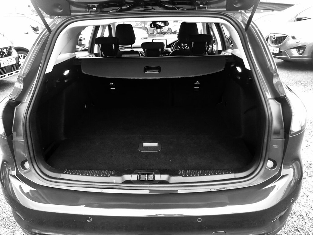 Used Ford Focus 2018 for sale - 76867230: Photo 17