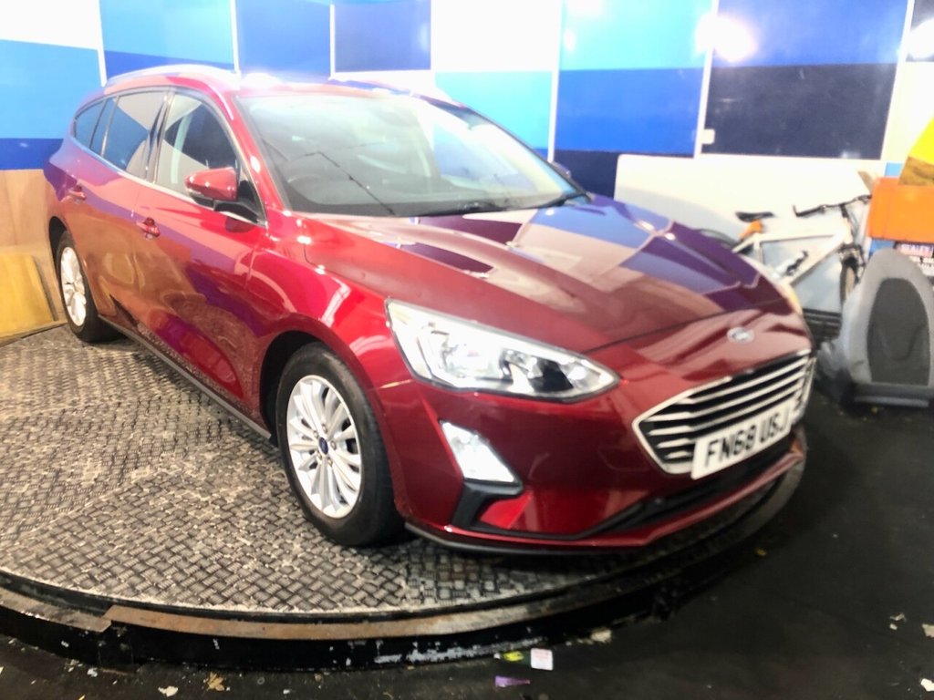 Used Ford Focus 2018 for sale - 76867230: Photo 3