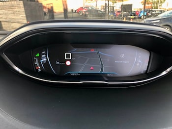 Used Peugeot 5008 2019 for sale - 76867196: Photo