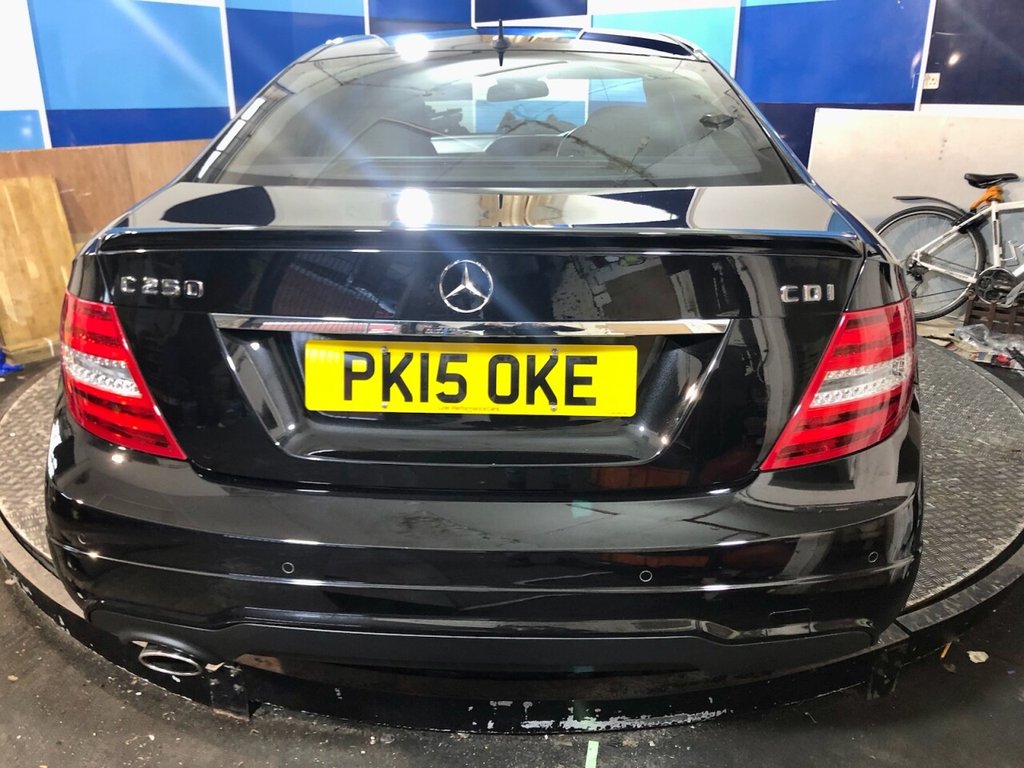 Used Mercedes-Benz C Class 2015 for sale - 77557630: Photo 9