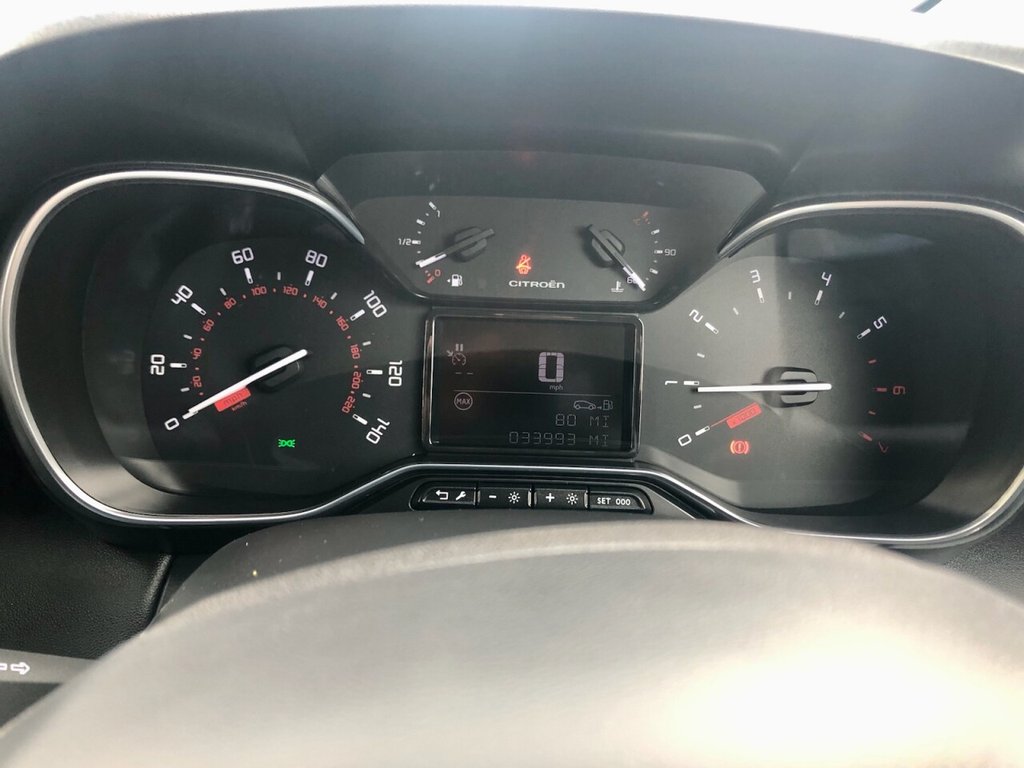 Used Citroen C3 Aircross 2023 for sale - 76867440: Photo 4