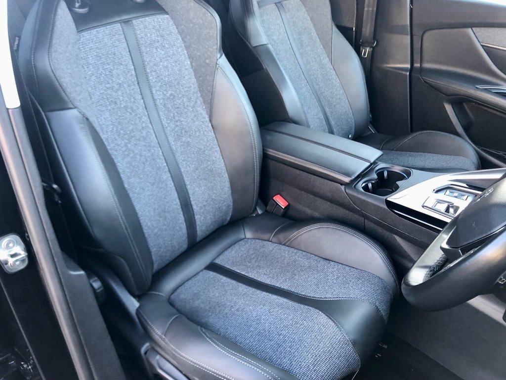 Used Peugeot 3008 2020 for sale - 76867575: Photo 5