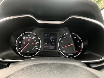 Used MG MG ZS 2018 for sale - 79104134: Photo
