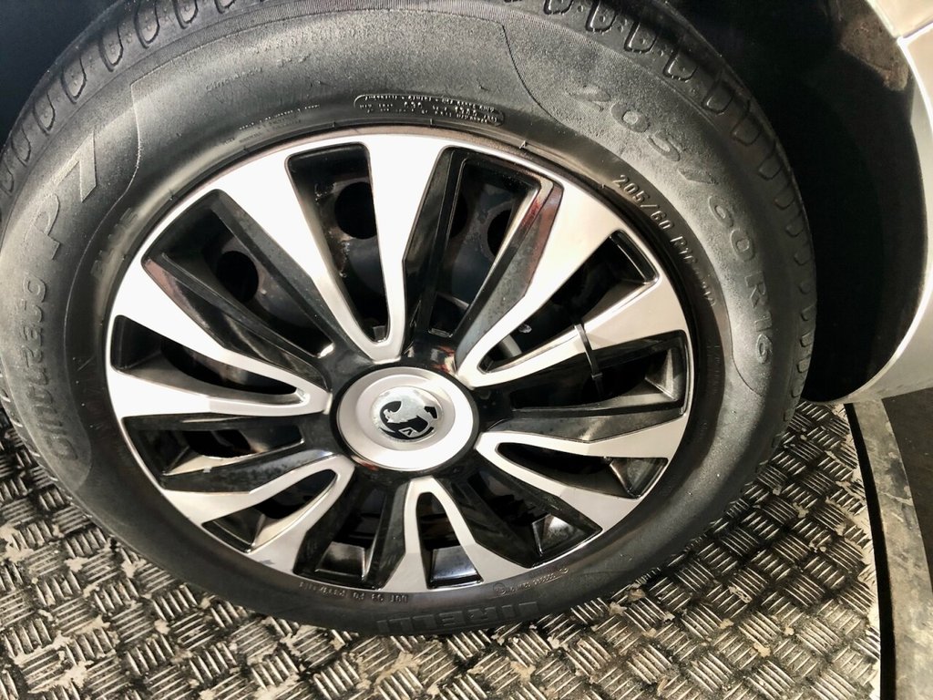 Used Vauxhall Astra 2013 for sale - 77976359: Photo 18