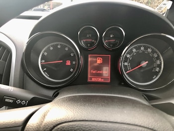 Used Vauxhall Astra 2013 for sale - 77976359: Photo