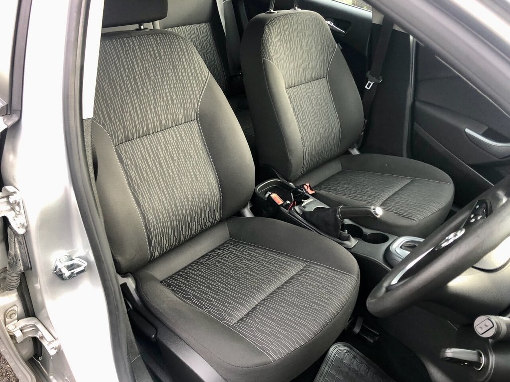 Used Vauxhall Astra 2013 for sale - 77976359: Photo 5