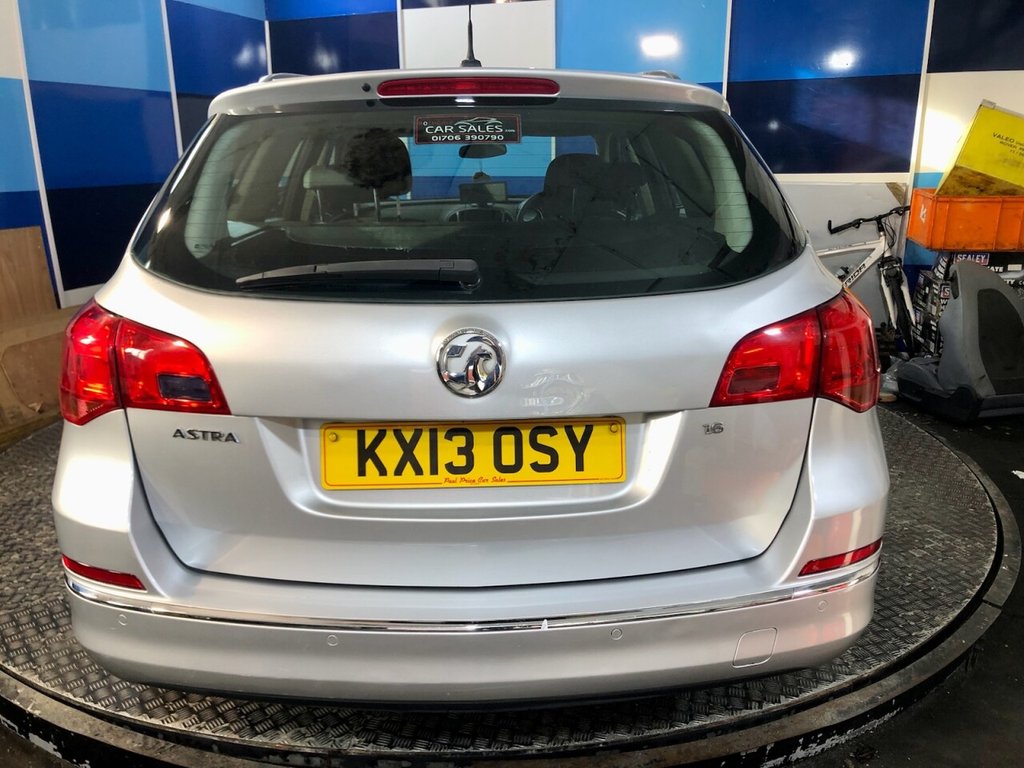 Used Vauxhall Astra 2013 for sale - 77976359: Photo 9