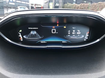 Used Peugeot 3008 2018 for sale - 77976618: Photo