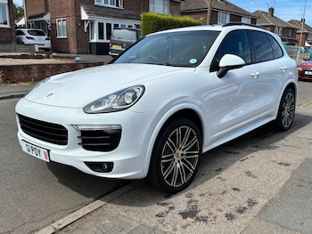 Used Porsche Cayenne 2017 for sale - 79463708: Photo