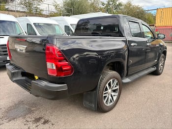 Used Toyota Hilux 2020 for sale - 79871990: Photo