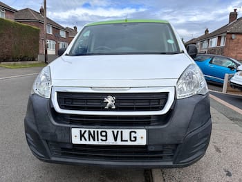 Used Peugeot Partner 2019 for sale - 79754386: Photo