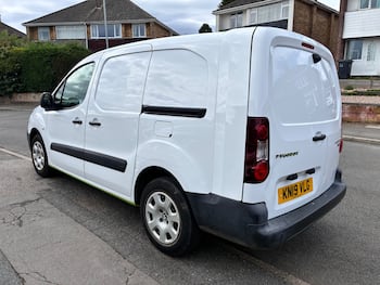 Used Peugeot Partner 2019 for sale - 79754386: Photo