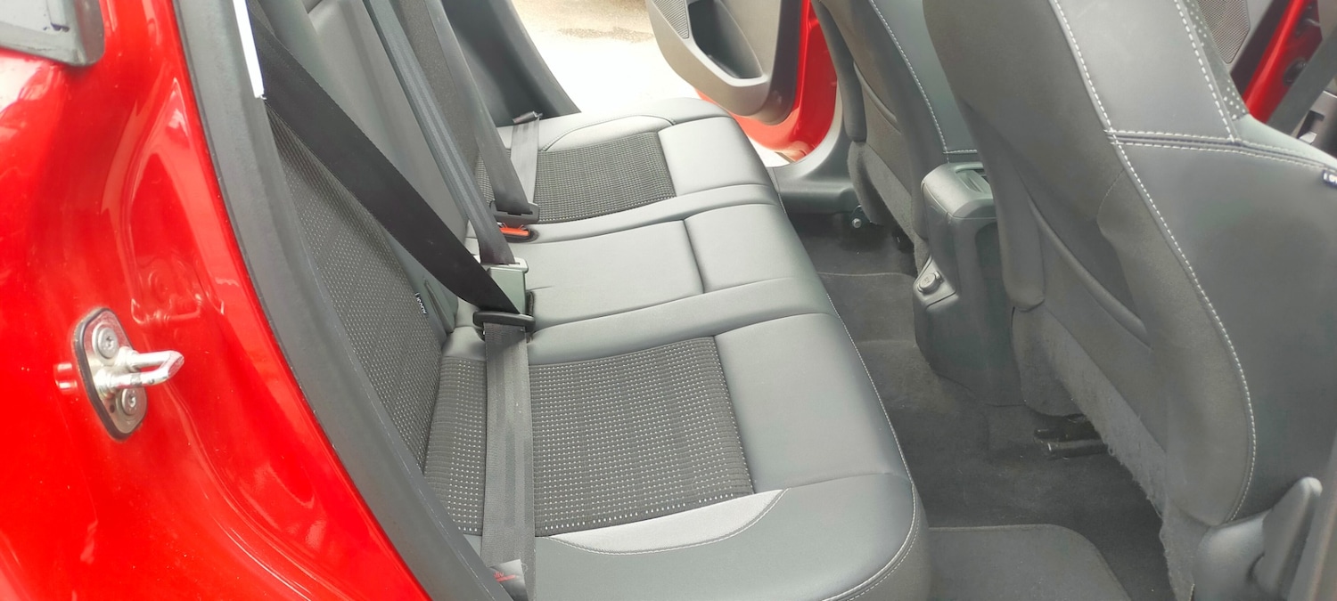 Used Peugeot 2008 2019 for sale - 78077662: Photo 15