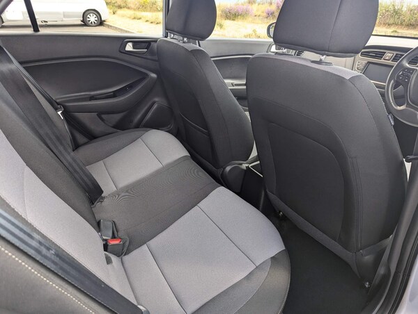 Used Hyundai i20 2020 for sale - 71062766: Photo 16