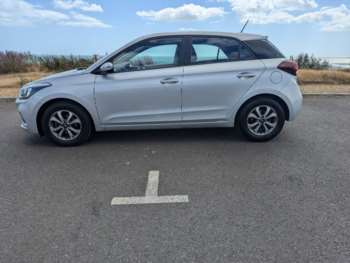Used Hyundai i20 2020 for sale - 71062766: Photo