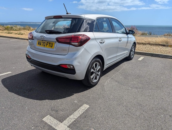 Used Hyundai i20 2020 for sale - 71062766: Photo 7