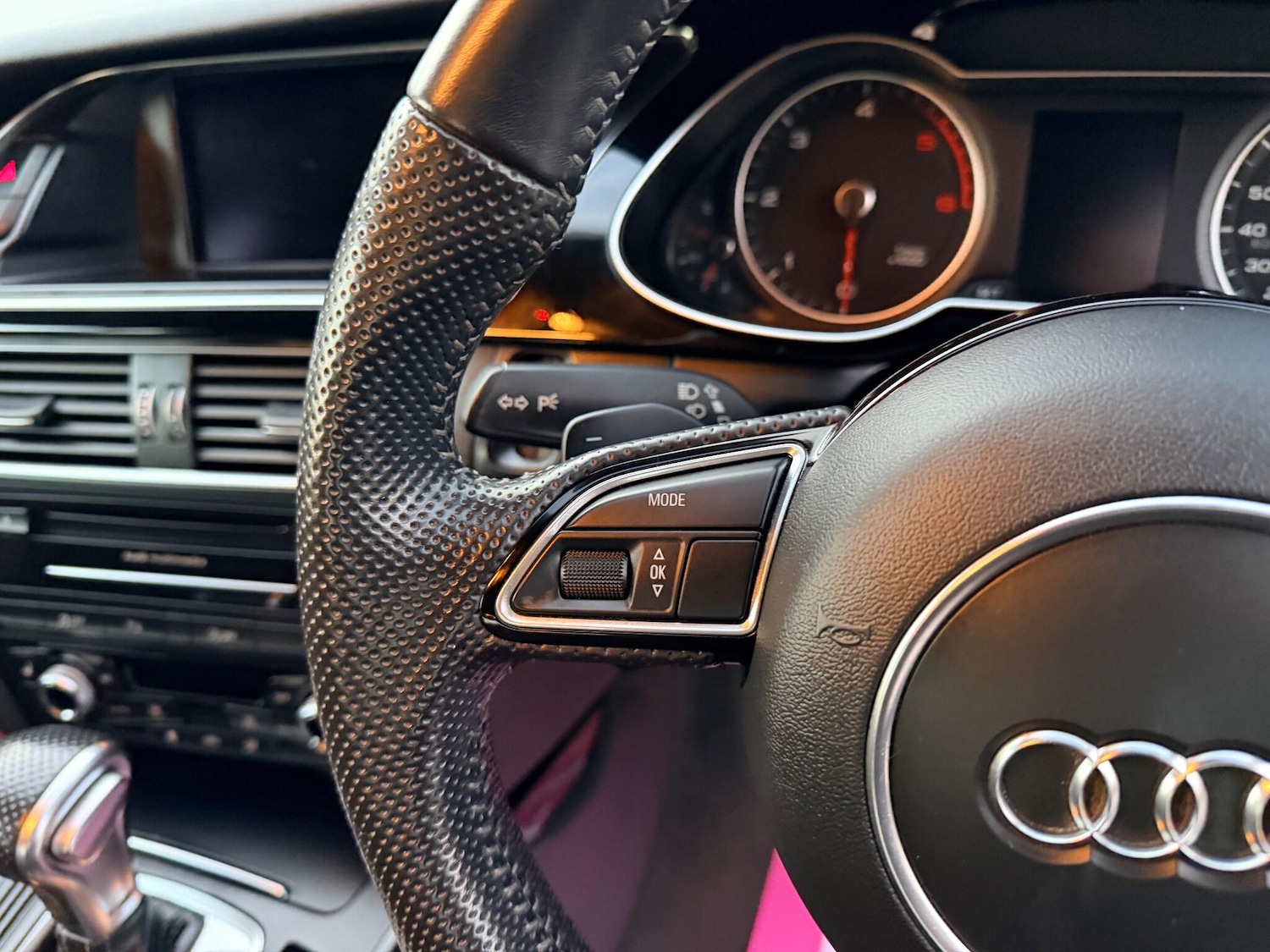 Used Audi A4 2014 for sale - 77017095: Photo 18