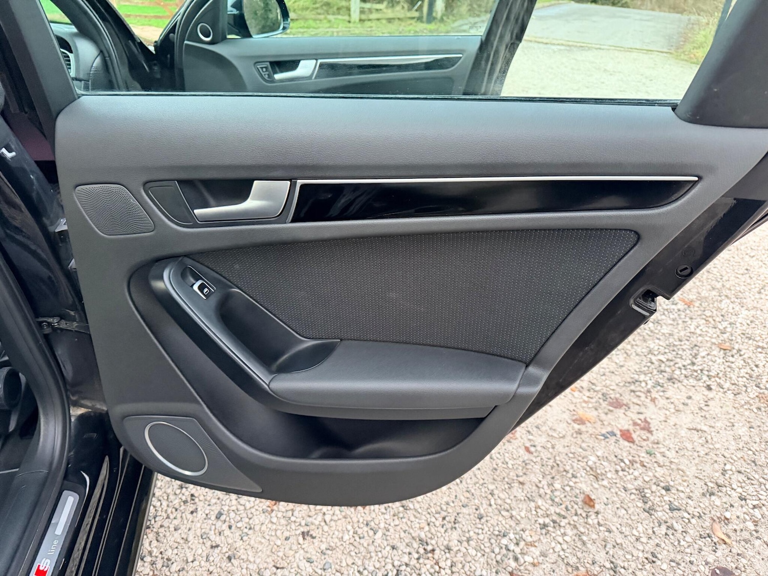 Used Audi A4 2014 for sale - 77017095: Photo 22