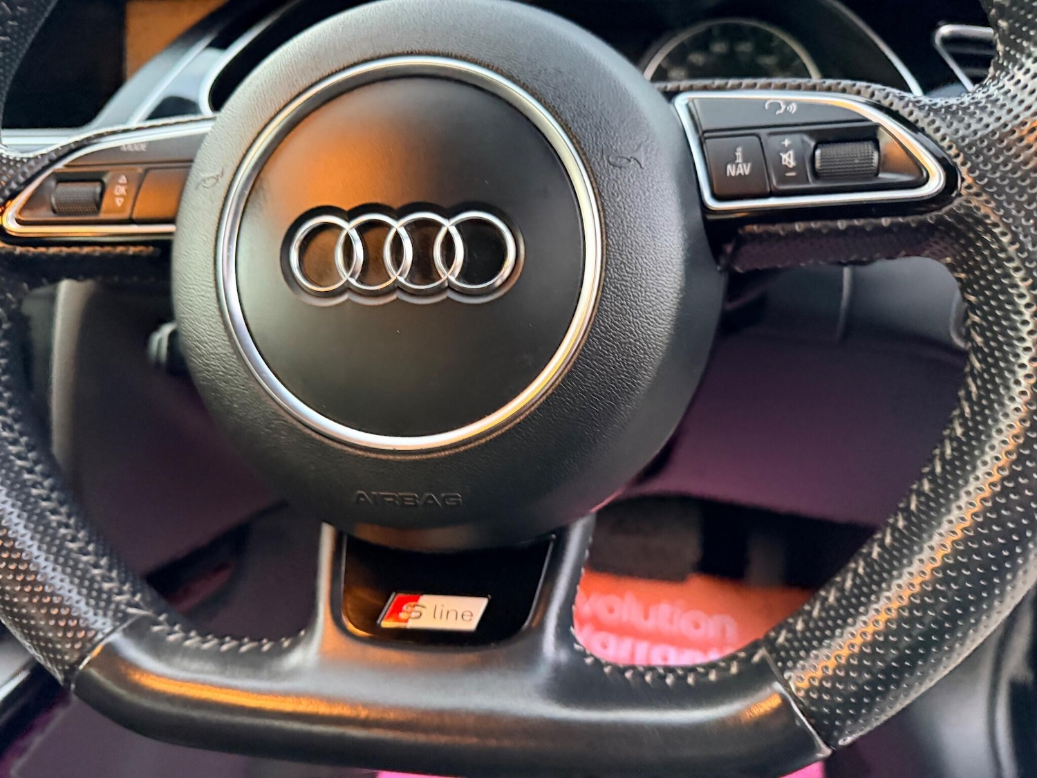 Used Audi A4 2014 for sale - 77017095: Photo 32