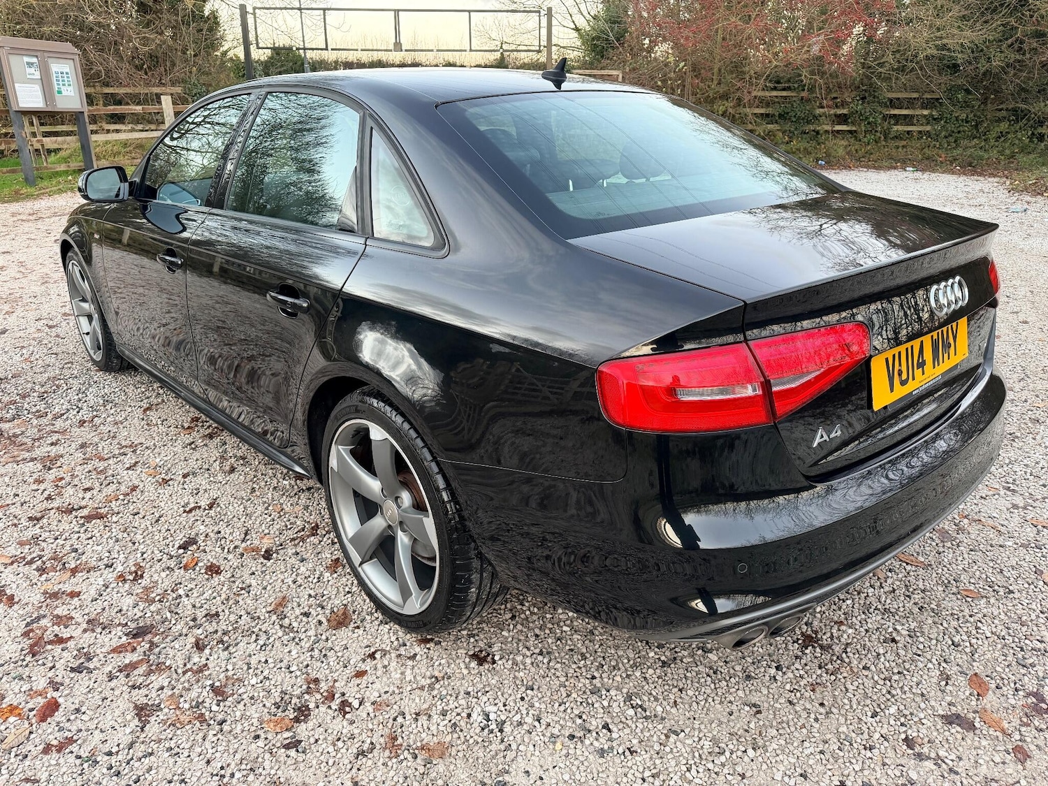 Used Audi A4 2014 for sale - 77017095: Photo 4