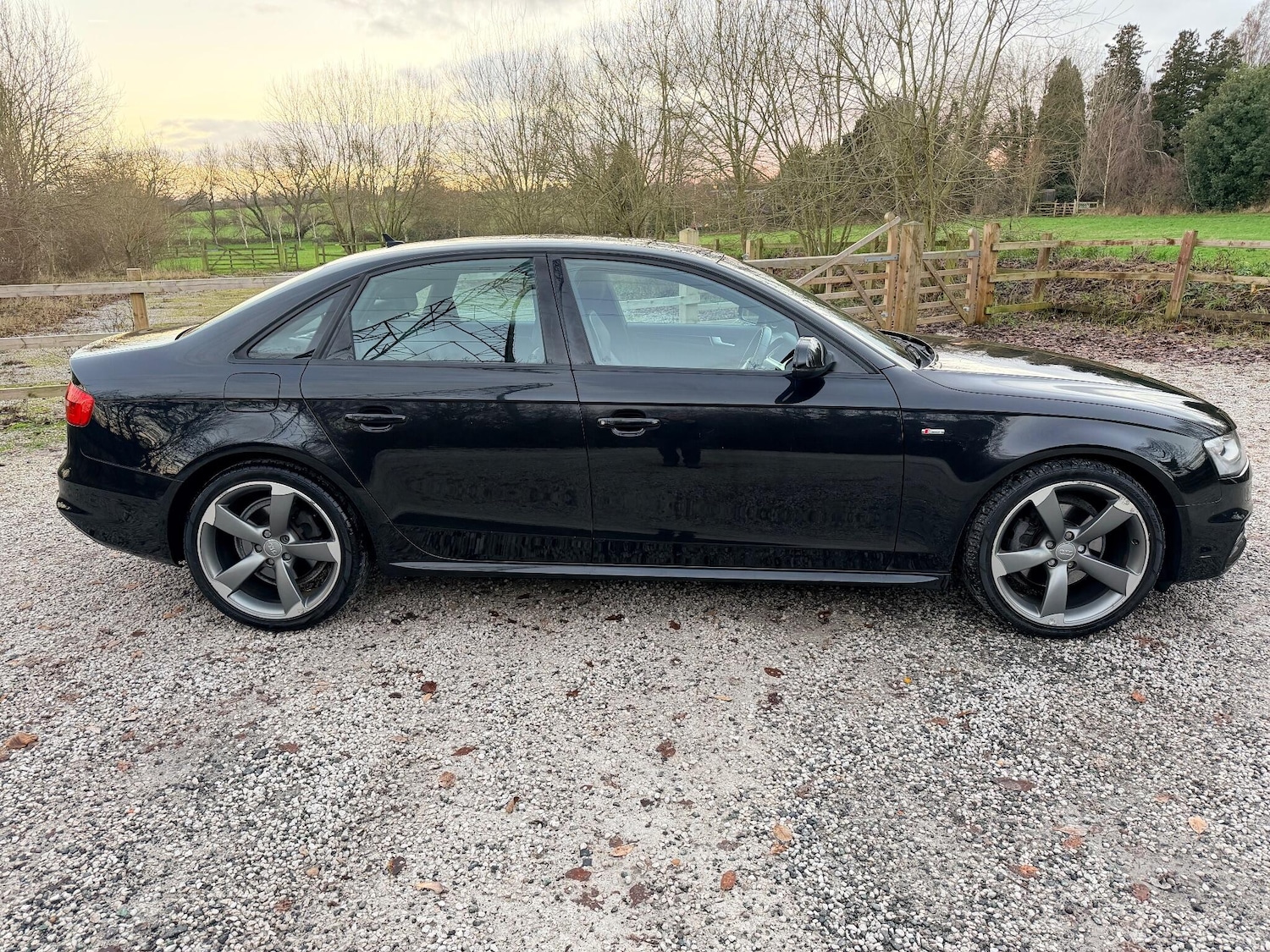 Used Audi A4 2014 for sale - 77017095: Photo 7