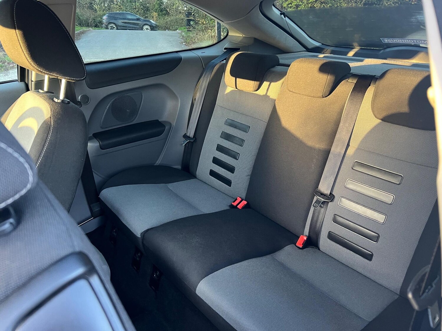 Used Ford Focus 2010 for sale - 76608386: Photo 13