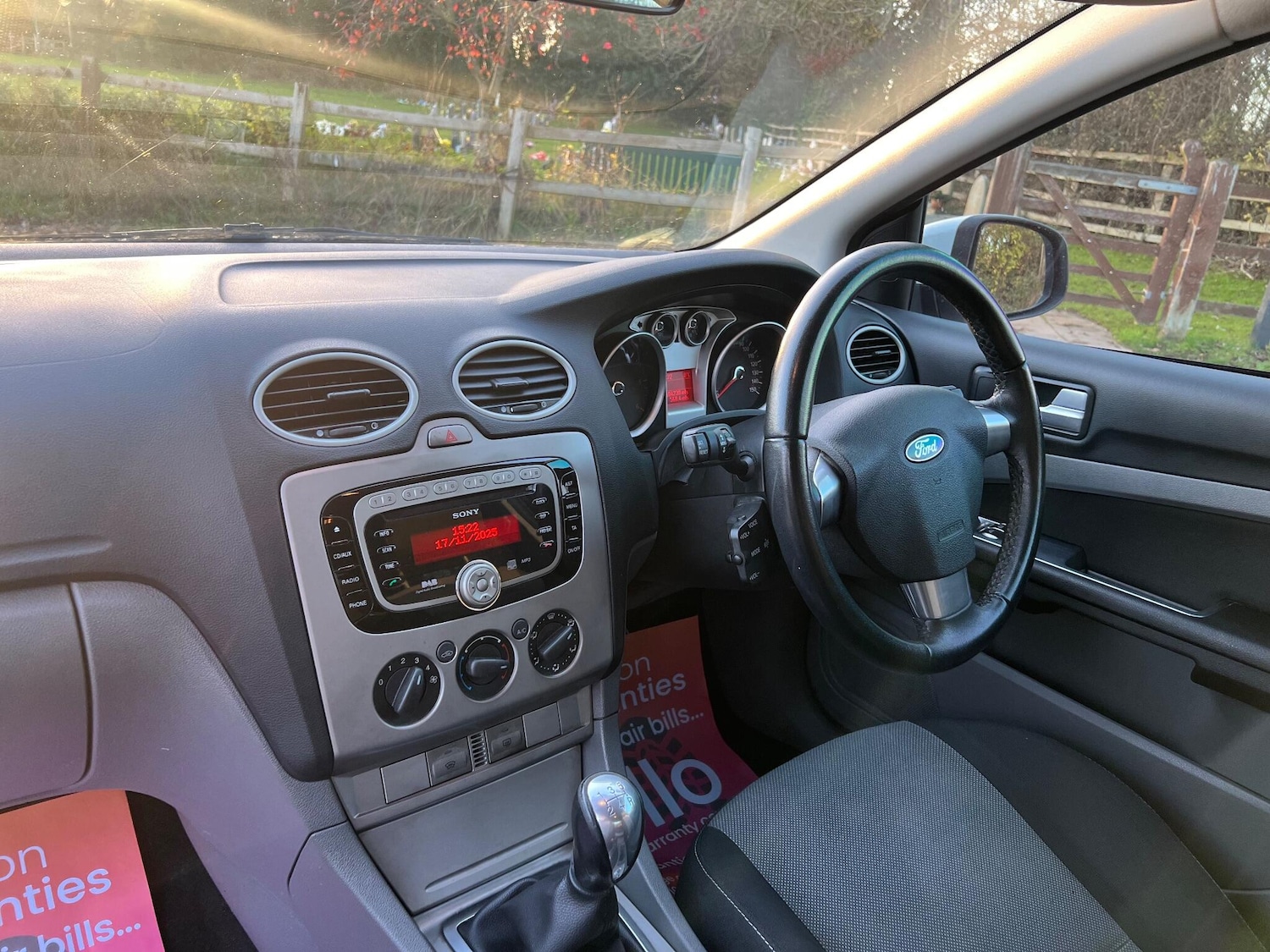 Used Ford Focus 2010 for sale - 76608386: Photo 15