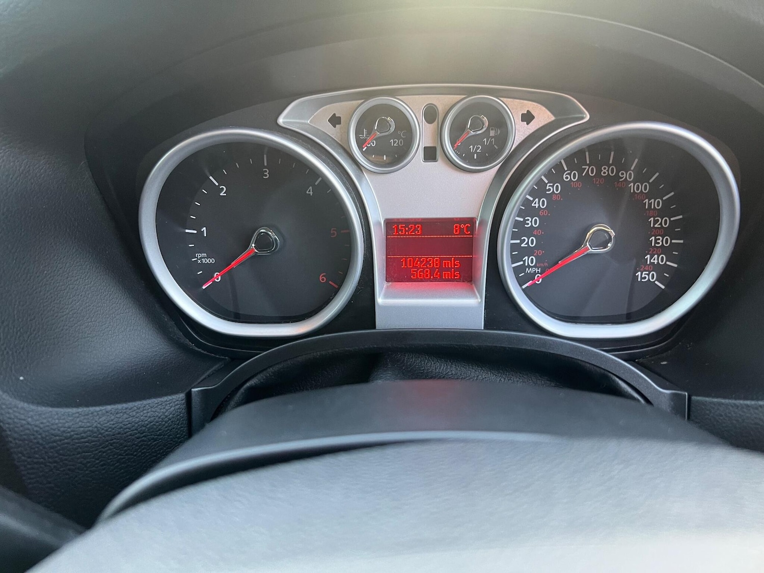 Used Ford Focus 2010 for sale - 76608386: Photo 8