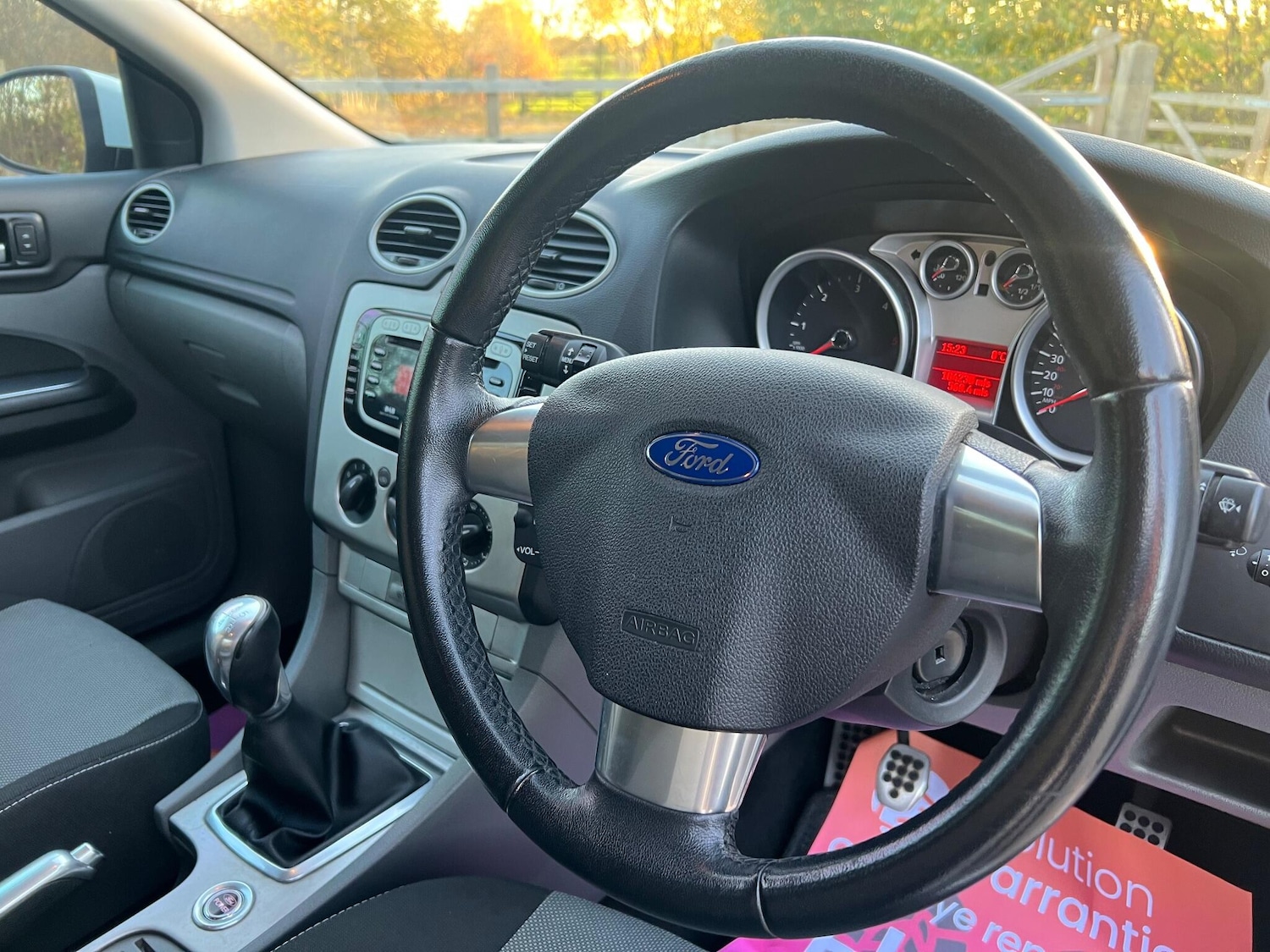 Used Ford Focus 2010 for sale - 76608386: Photo 9