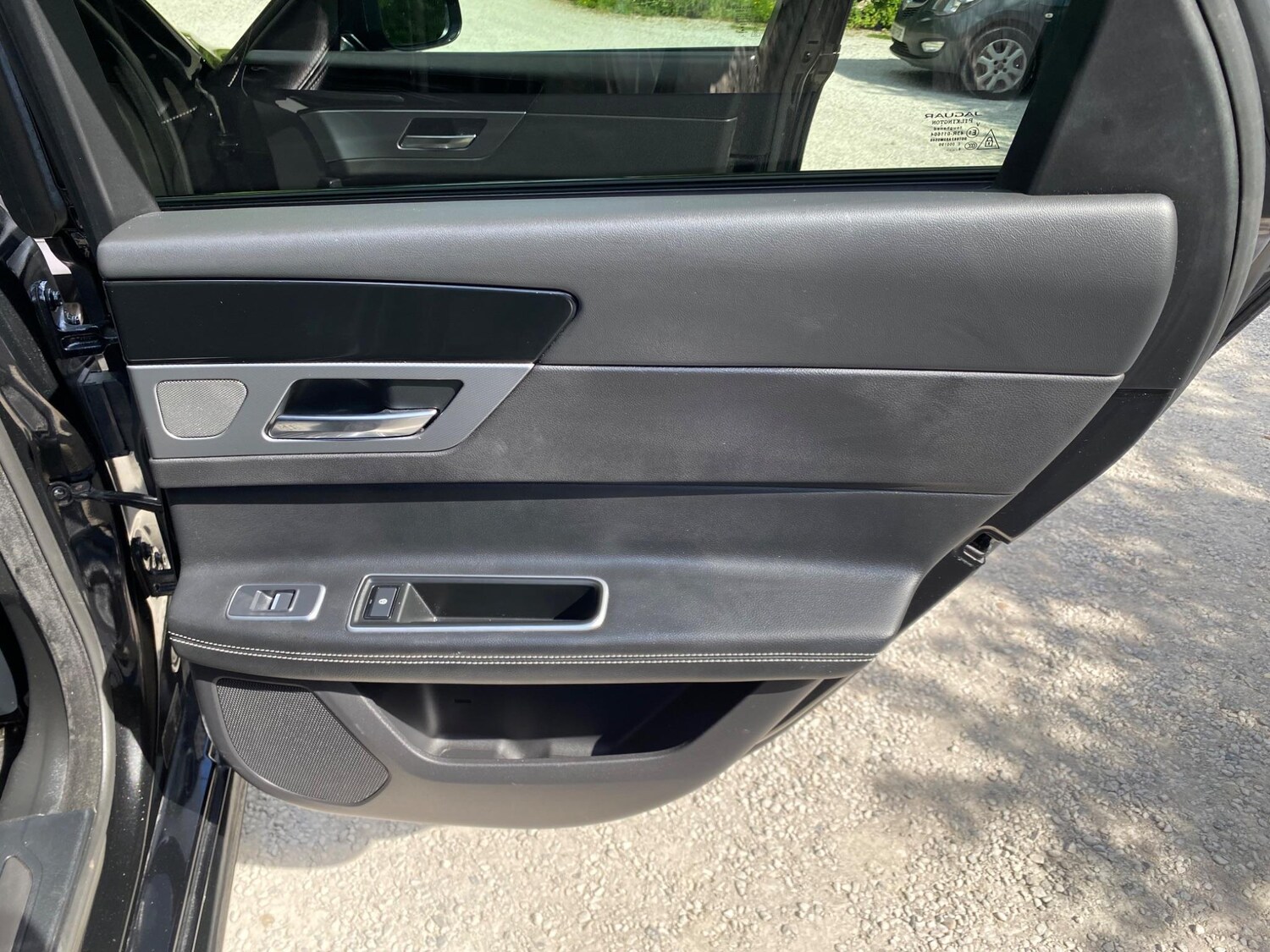 Vehicle 28