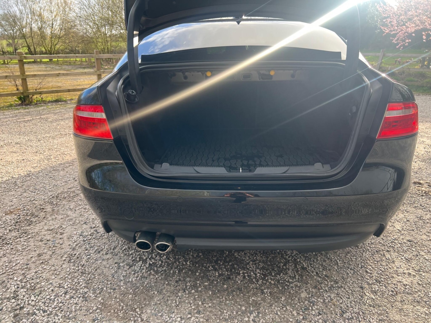 Used Jaguar XE 2017 for sale - 77882639: Photo 12